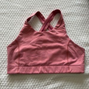 Outdoor Voices key bra size M in pink!